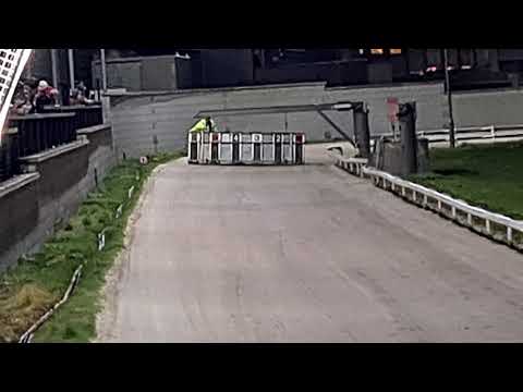 Race 4 Derry  Oaks heat 2. 1st Hatmore Ava. 2nd chotaw Rose. 3rd Duggies Elle. Time 29.08