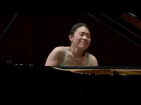 Strauss/Schulz-Evler Arabesques on the 'The Blue Danube' ~ Charlotte Hu (胡瀞云)
