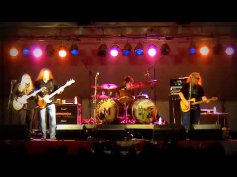 WALK SOFTLY ON THIS HEART OF MINE by THE KENTUCKY HEADHUNTERS @ APPLE FESTIVAL 2012