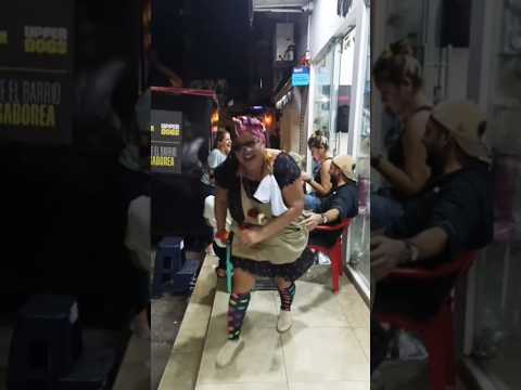 Pochola oil en Puerto Berrío, Antioquia! 💃🔥 ¿La mujer más divertida de Colombia? #puertoberrio