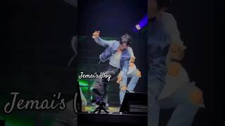 Download lagu LEE JOON GI almost fall down while performing in his concert  / LEE JOON GI DAY 2024 mp3