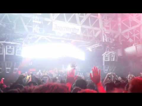 Marco Carola playing "The Big Stuart (Loui Fernandez Remix)"  At@Cocoricò 25.07.2015