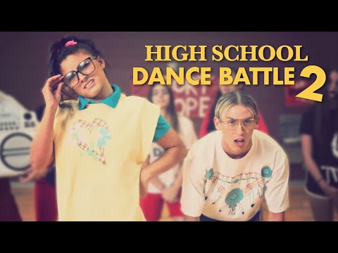 HIGH SCHOOL DANCE BATTLE - GEEKS vs JOCKS!