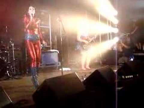 The Priscillas play Superhero live at Bestival 2007