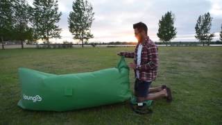 The Loungr Inflatable Chair (Purple)