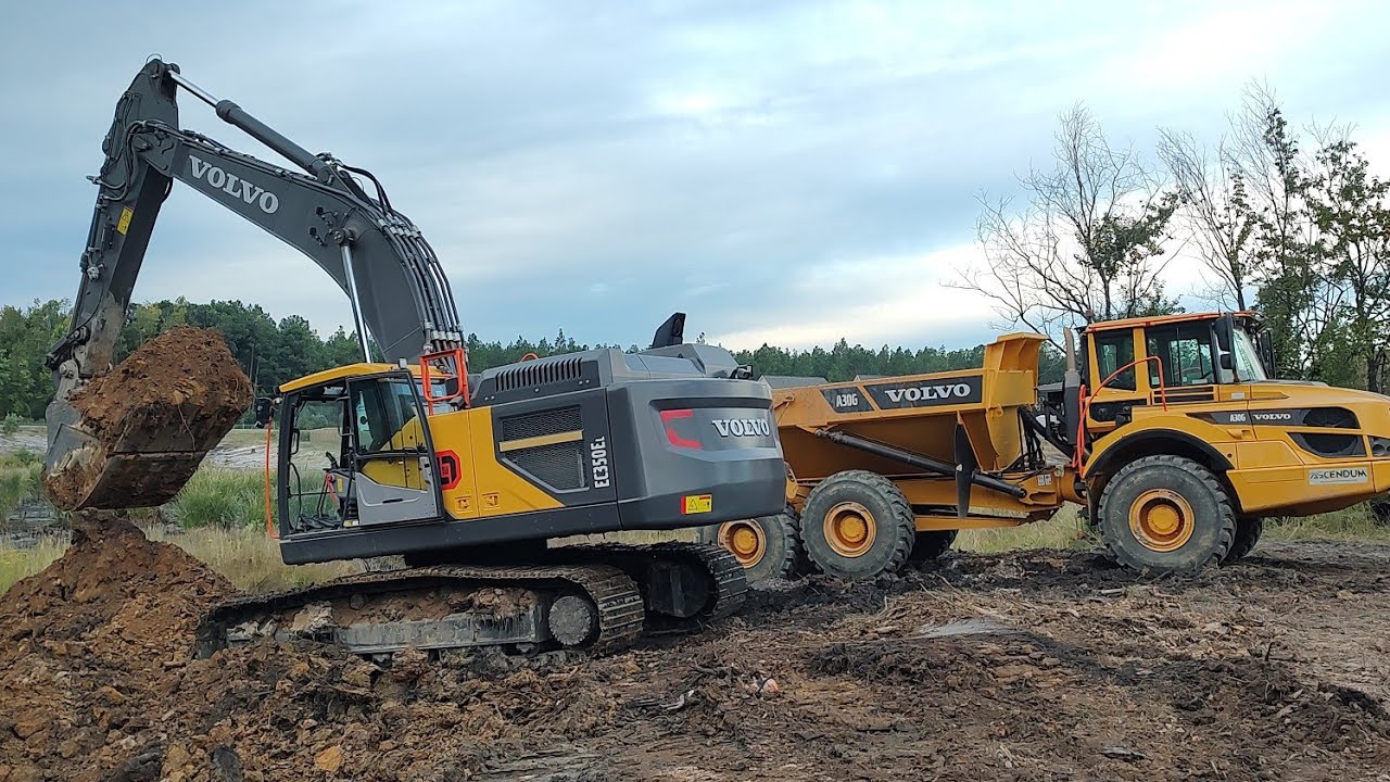 Removing The Old Dam To Build The New One!  9 Acre Pond Build