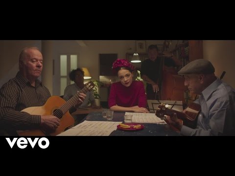 Natalia Lafourcade - Soledad y El Mar (En Manos de Los Macorinos) [La Fiesta Parte II]