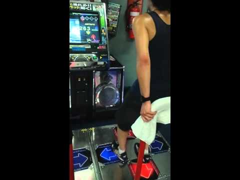 DARQs plays DDR X2 - DanDanDo (Xythar Edit)