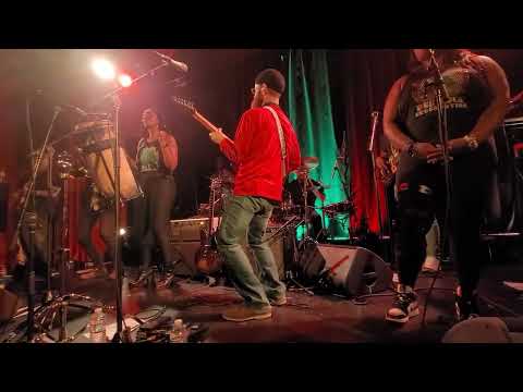 groundation - one more day ( live it up) - live @ the chapel in SF