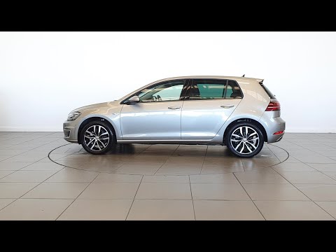 202D21435 - 2020 Volkswagen Golf E-GOLF EXECUTIVE  136BHP  29,900