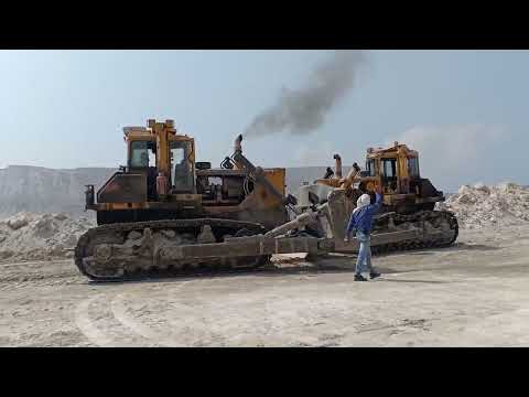 Moving Breakdown Dozer