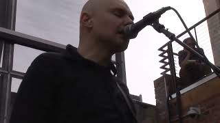The Smashing Pumpkins - G.L.O.W. - Live at Record Store Day (Los Angeles 2010)