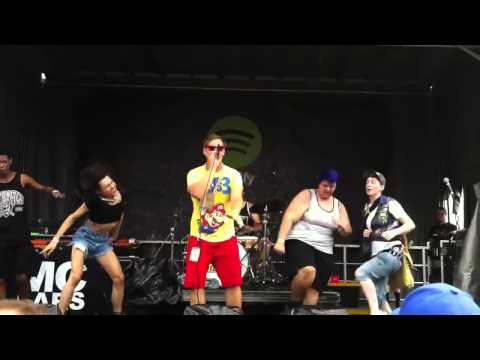 MC Lars - This Gigantic Robot Kills