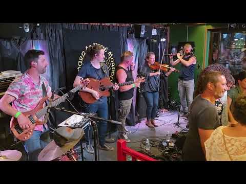 Ampouailh / Laridé Gavotte / Fest-noz Tavarn Ar Roue Morvan Festival de Lorient 2025