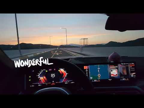 2022 BMW i4 eDrive 40 M sport Pro : motor sound