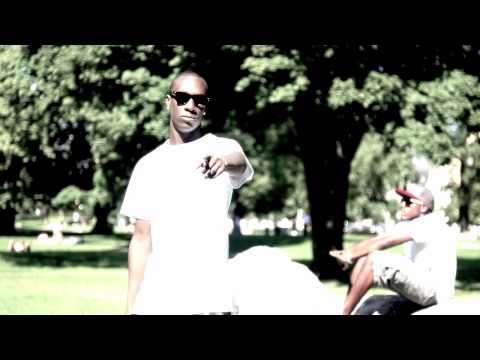 download lagu mp3 mp4 Vinzy V, download lagu Vinzy V gratis, unduh video klip Vinzy V