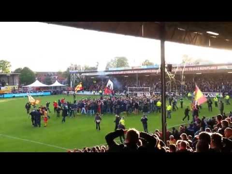 Go Ahead Eagles - Volendam Pitch invasion 23-5-2013