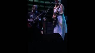 Tedeschi Trucks Band - Blues on the fox festival