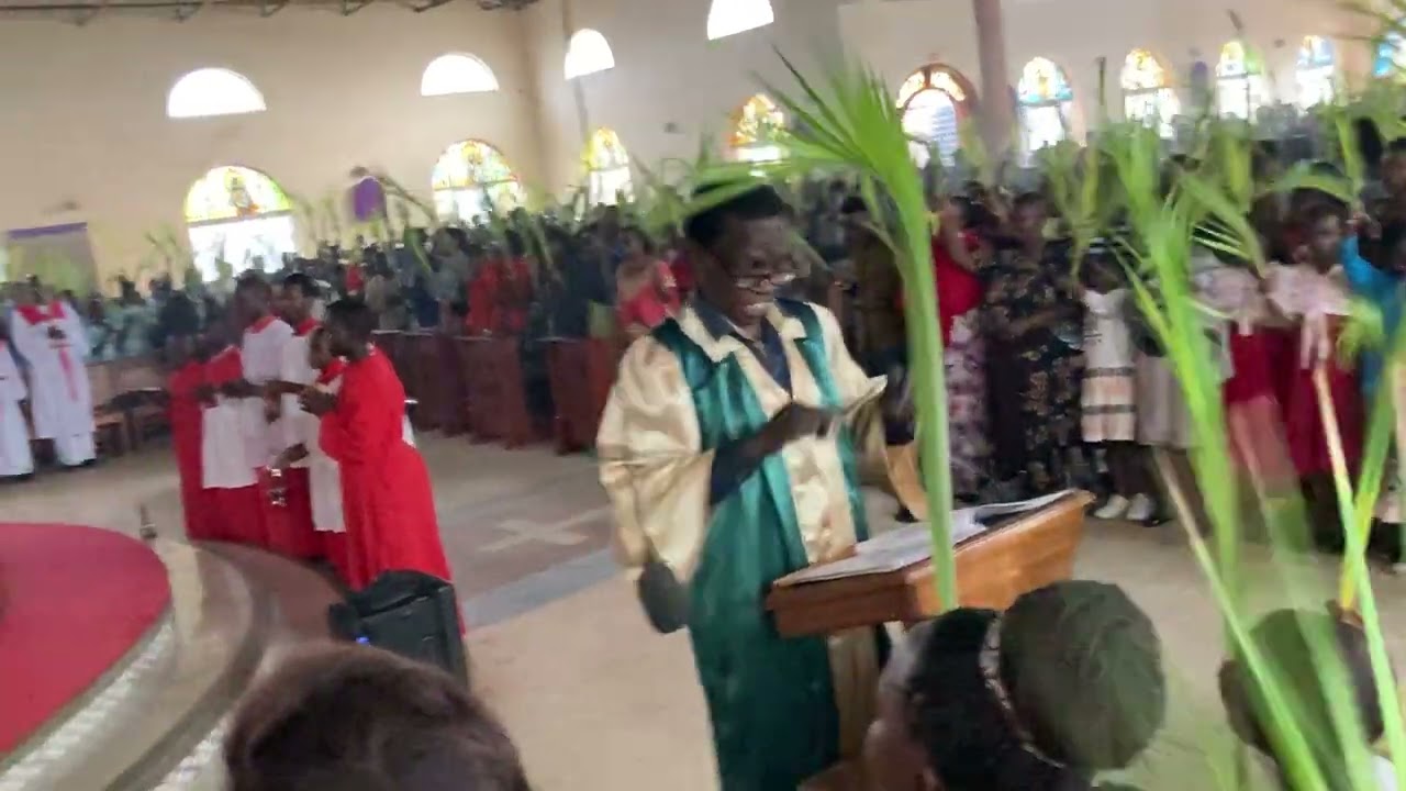 Maleng-Hosanna by Divine Mercy Choir Kamuli Kireka