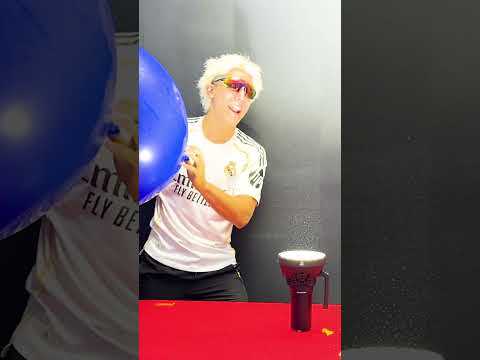 WORLDS STRONGEST FLASHLIGHT (Dangerous) 😭 🔦