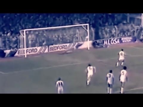 Ray Clemence - Great Penalty Save - Spurs v Luton 1983-84