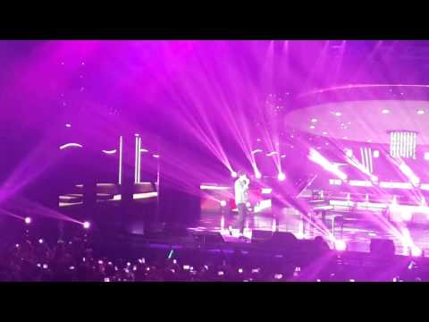 141025 Lee Kwang Soo singing Kim Bum Soo's Bogoshipda (short clip)