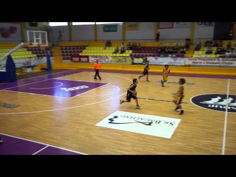 Buzzer Beater / José Ferreira / Illiabum Vs Sanjoanense Sub14 Masc.