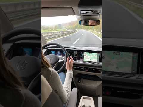 Travel Assist @ Volkswagen T7 Multivan