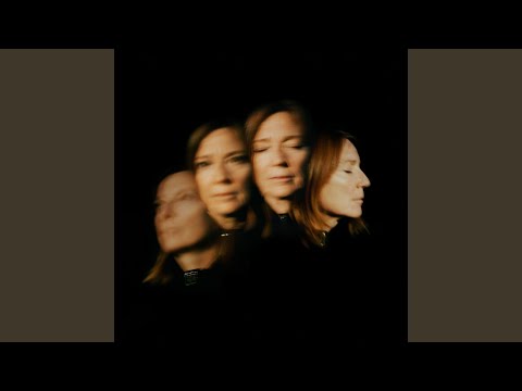 Video thumbnail for Whispering Love