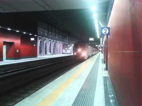 E402b-129 in partenza da Torino Porta Susa come ICN 1911