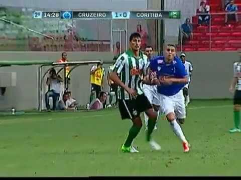 Gol de Leandro Guerreiro - Cruzeiro 2 x 0 Coritiba - 37° Rodada - Brasileirão 2012