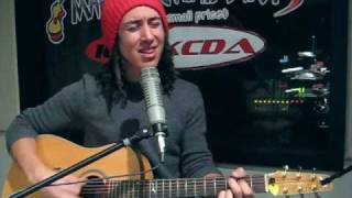 Noah Gundersen: "Poor Man's Son" at the 103.1 KCDA Local Lounge