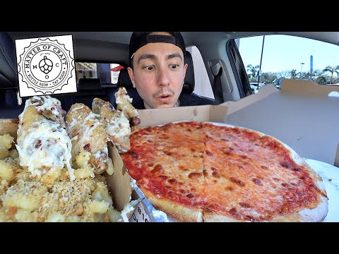 MUKBANG EATING CHEESY PIZZA GARLIC PARMESAN WINGS CHEESY MAC & CHEESE | MATTER OF CRAFT PIZZA ASMR