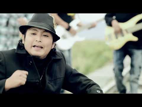 AGRUPACION REAL DOLOR-ella no me quiere