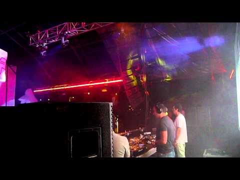 Ferhat Albayrak & BeeGee at Electronica Festival Istanbul 2011, Toolroom Knights Stage