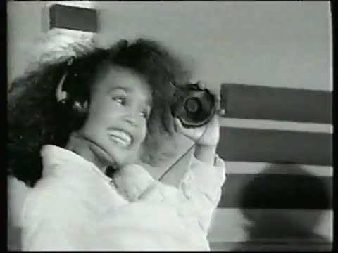 Rare! Whitney Houston in recording studio with Bebe and Cece Winans