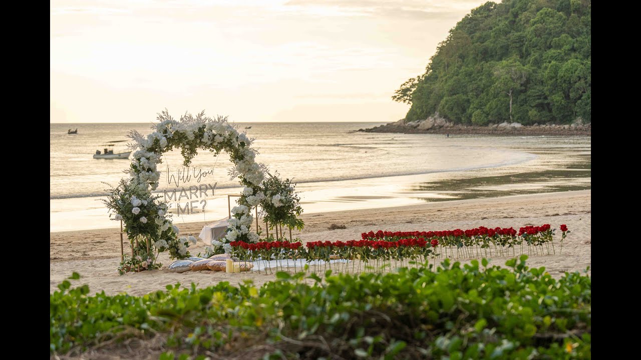הצעת הנישואין ההפתעה הטובה ביותר על החוף בפוקט-  חוויות בהתאמה אישית תאילנד