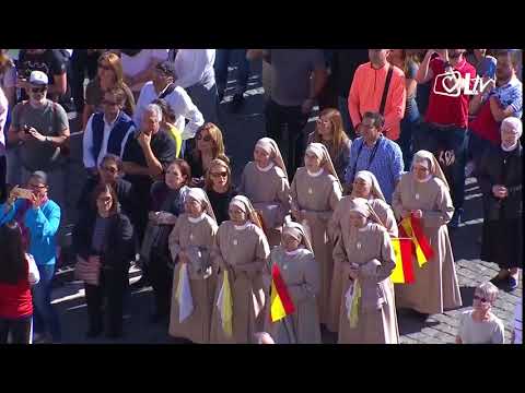 Izdvojeno 2.11.2017. - Papa Franjo: Biti svet cilj je našega života!