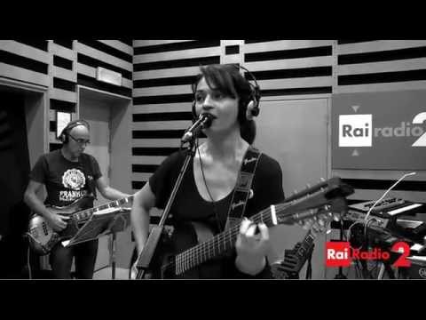 Carmen Consoli "L'ultimo Bacio" - Radio2 Social Club