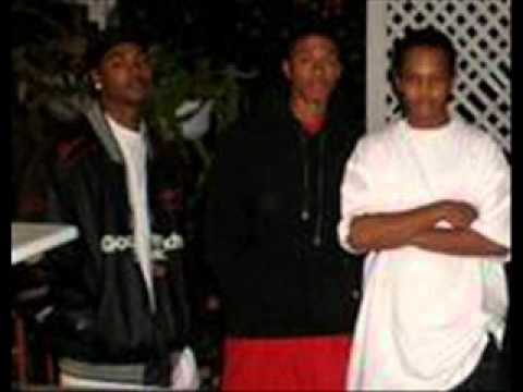 fly as the sky young fidge feat lil walt.wmv