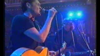 The Golden Earring &amp; Metropole Orkest -- This Wheel&#39;s On Fire live