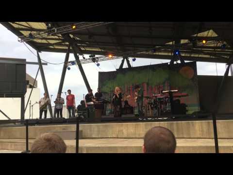 3 - Too Hot to Last - Lucy Woodward (feat. Snarky Puppy) (Live in Raleigh, NC - 5/01/16)