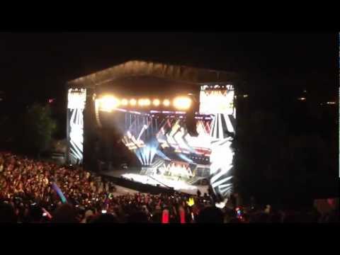 [FANCAM] SBS Kpop Super Concert - 2NE1 - Fire & Can't Nobody