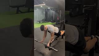 CURL ARAÑA CON BARRA