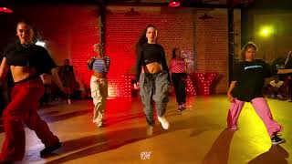 Whine Up - Kat Deluna (Dexter Carr Choreography) // Kendra Brulé