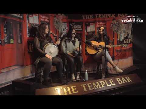The Murphy Sisters - Live Performance Temple Bar