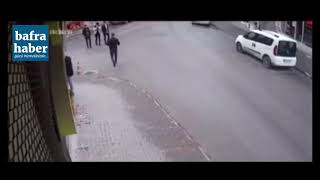 Bafra’daki Bıçaklı Yere Tükürme Kavgası Güvenlik Kamerasında
