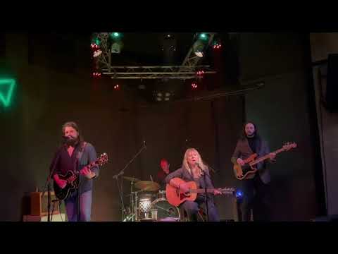 I shall be released-Romana Romchi Orešnik