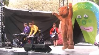 Teddy Bear, Teddy Bear, Turn Around - Live On Australia Day, 2013 - The Wiggles