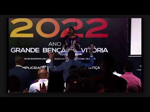 Molimo - Moise Mbiye/Ruth Kuniasa